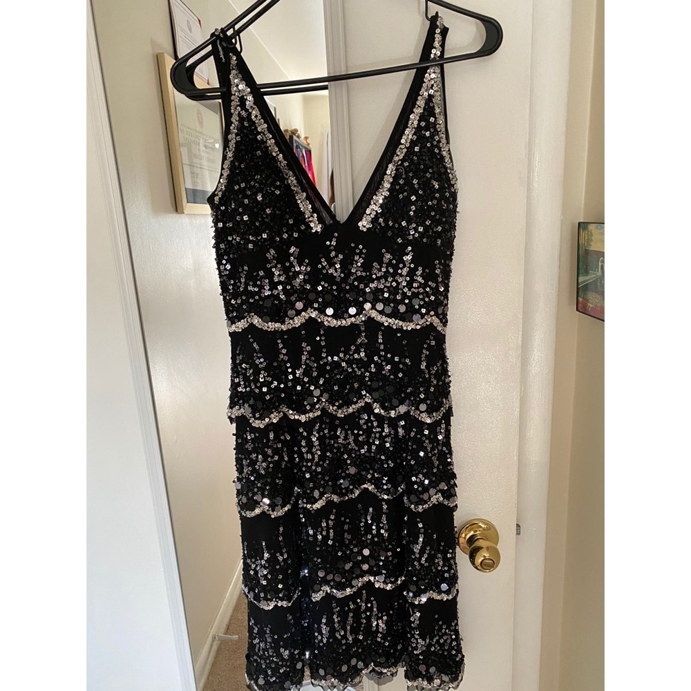 Sequin Jovani size 8 cocktail mini dress